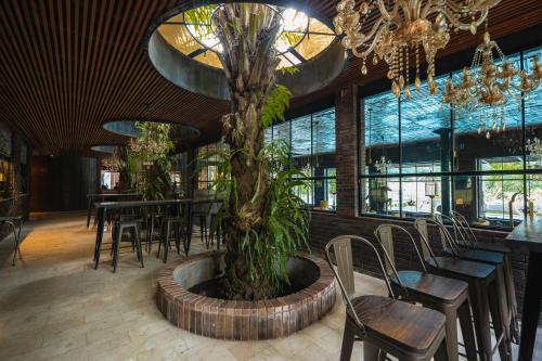 Restaurant, ONYX PARK RESORT Ubud in Ubud
