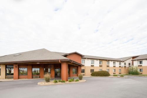 . AmericInn by Wyndham Mount Pleasant