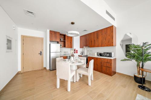 Luxury La Mer 1BR Balcony Sea Views Near City Walk and Mall, Дубай (фото 9)