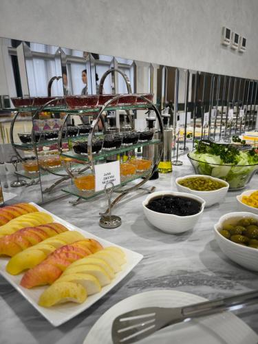 Restaurant, Saroy Gardens Hotel in Farghona