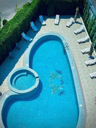 Swimming pool, Saroy Gardens Hotel in Farghona