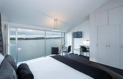 The Tauranga on the Waterfront