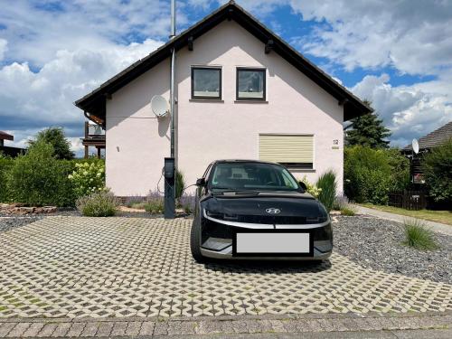 Ferienwohnung Leuchtbergblick mit Terrasse und PKW Stellplatz in Eschwege