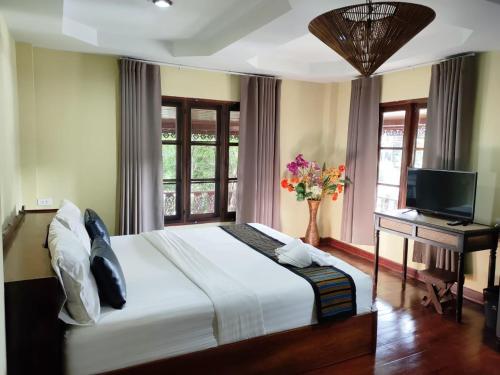 Jintana Resort Room Type - Chalet