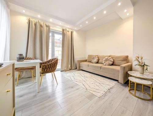 Kościańska Cosy Apartment by BookingHost, Wroclaw