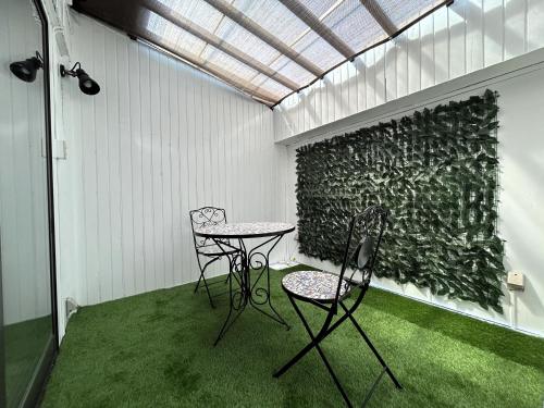 Garden, Hotel MGM in Nishikan