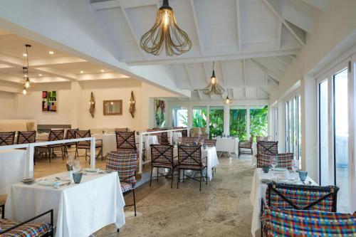 Treasure Beach Art Hotel Barbados An Autograph Collection All-Inclusive Resort - image 5