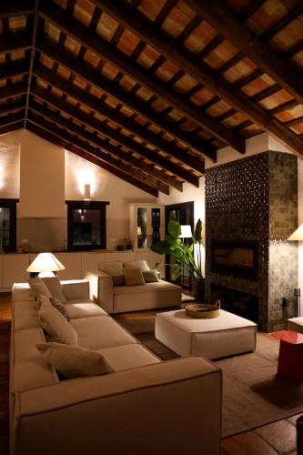 Beautiful villa with private pool and mountain views in Jimena De La Frontera