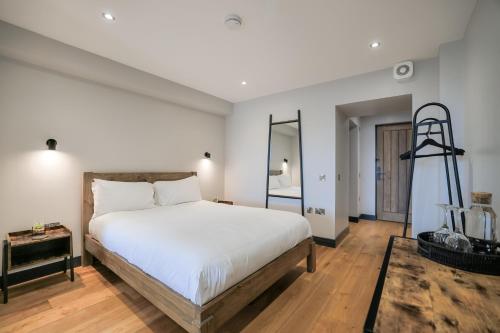 Oban Bay Apartments