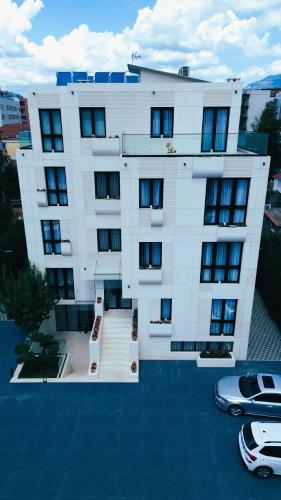 Arbnor Boutique Hotel, Тирана (фото 5)