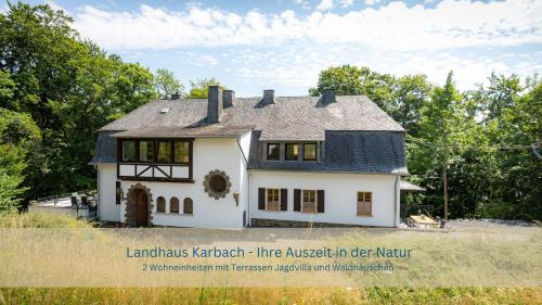 Landhaus Karbach mit Gartensauna und Hot Tub, eingezäunter Garten, 4-10 Personen in Hirten, Deutschland