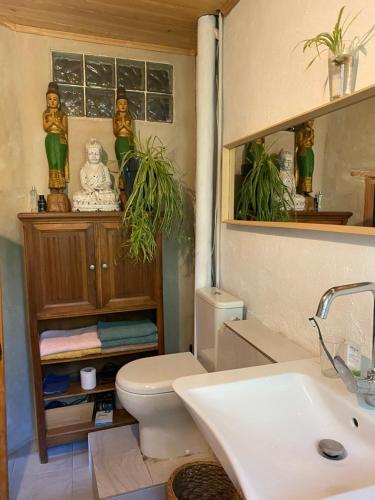 Badkamer, Gîte de la Condamine (Gite de la Condamine) in Roquefeuil