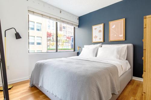 Blueground Chelsea fitness center nr Madison Square Park NYC-475, New York (photo 9)