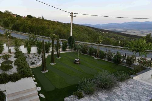 Luxury villa Neptune near Imotski, private pool in Gornji Vinjani