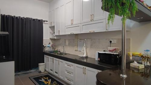 平方米4臥室獨立屋 (都容島) - 有3間私人浴室 (ANTSA HOMESTAY) in 登嘉樓州立博物館