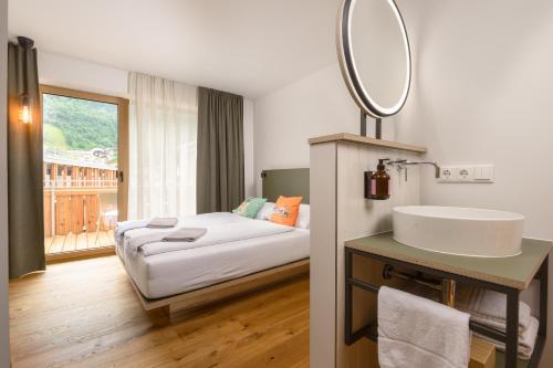 1 queen bed