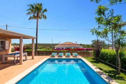 Villa Lantana by Villa Plus 5