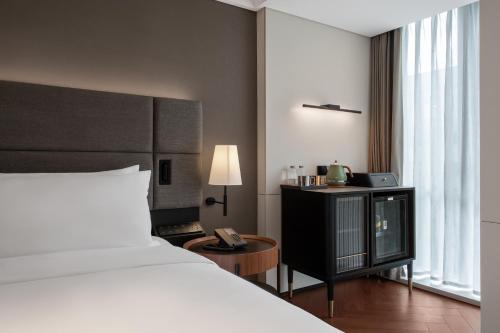 IntercityHotel Shanghai Hongqiao NECC, Шанхай (фото 8)