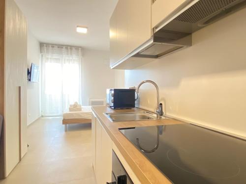 Kitchen, Suite Emilia 2 in Borgo Panigale
