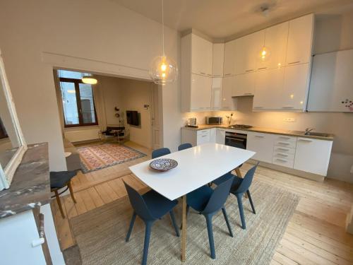 Charming mansion in vibrant Antwerp, Amberes (foto 5)
