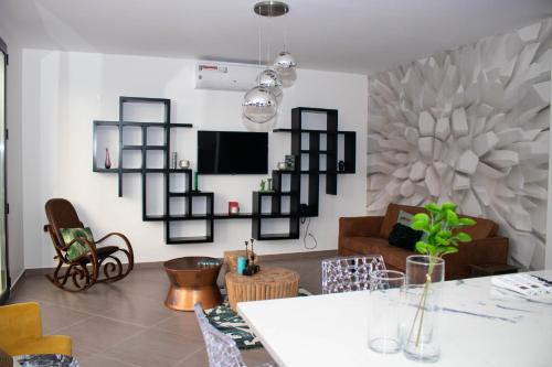 2 bedrooms, 4 beds