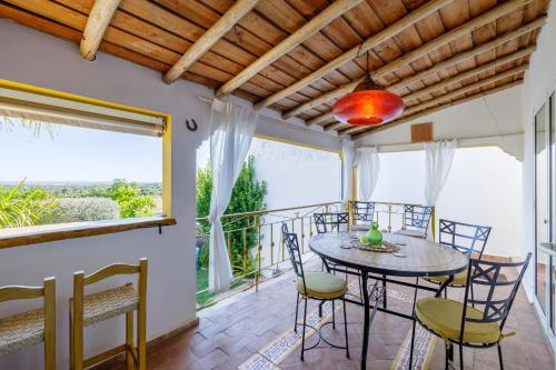 Balcony/terrace, Casa JuKa - Private Algarve Home with Pool, Garden & Sea View in Arrochela
