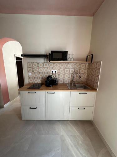 Maisonnette au calme in Redon