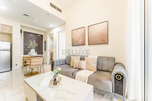 Conveniently Located Minutes from Dubai Hills Mall, Park, Golf Club, and Essential City Landmarks 1BR with Premium Facilities, Damac Hills Golf Vita A, Damac Hills 1 by Deluxe Holiday Homes, Dubaj (zdjęcie 6)