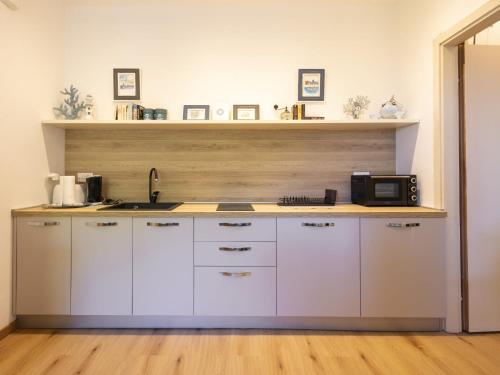 Apartment Il Gianlupo Azzurro by Interhome in Belgirate