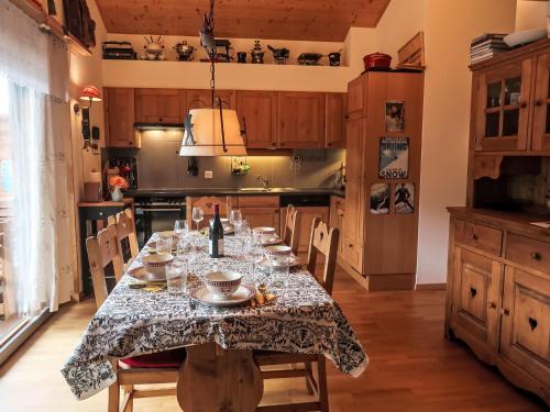 Apartment Mon Abri by Interhome in Les Diablerets