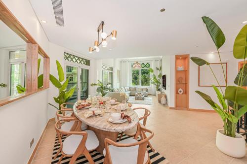 The Palm Jumeirah Shoreline Living l 3BR Elegant Resort Style Entire Home l Beach Access, Dubaj (fotografie 6)