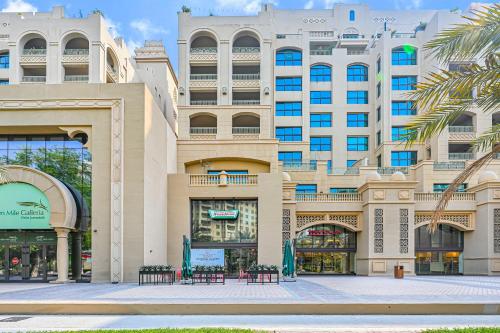 The Palm Jumeirah Shoreline Living l 3BR Elegant Resort Style Entire Home l Beach Access, Dubaj (fotografie 2)
