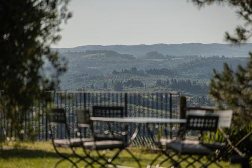 Вид, Agriturismo La Collina degli Olivi in Чертальдо
