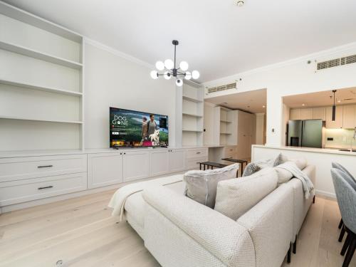 Luxurious 2 Bed Waterfront Living at Marina Quays, Dubai (Foto 3)