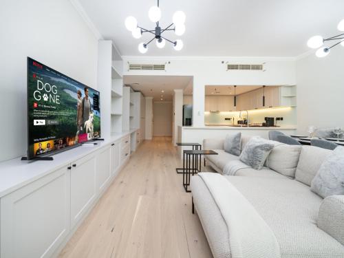 Luxurious 2 Bed Waterfront Living at Marina Quays, Dubai (Foto 2)