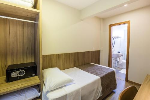 Hotel Varsovia Express – Londrina, AZ