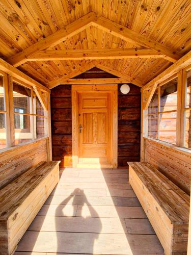 Зовнішній вигляд готелю, Highland Warmia - Gospodarstwo agroturystyczne in Єзьорани