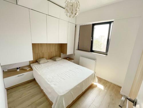 Green Stay, Bukareszt
