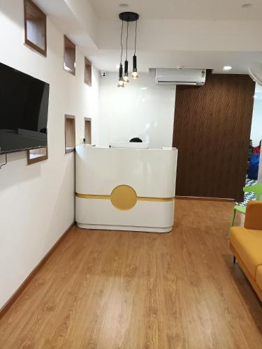 The Grand Vista Hotel - Wadgaon