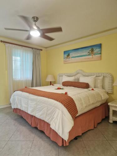 Amazon Villas in סאופרייר