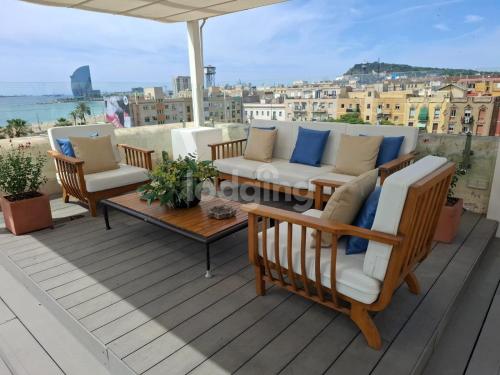 Kronos on the Beach Attic Suite, Barcelona