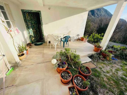 Laniakea small apartment in shared house in 里桑