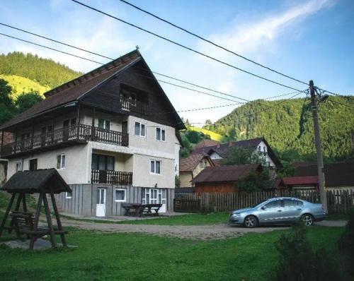 Casa din Munti, Moieciu de Sus