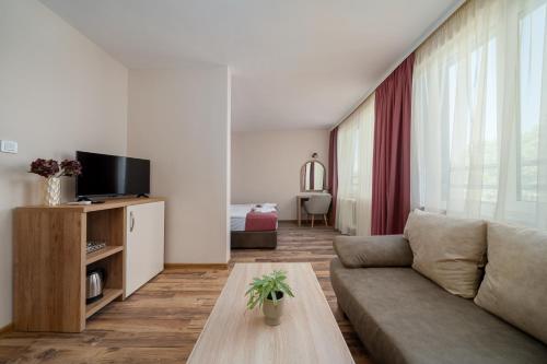 Хотел Орфей (Хотел Орфеи) in Kardzhali