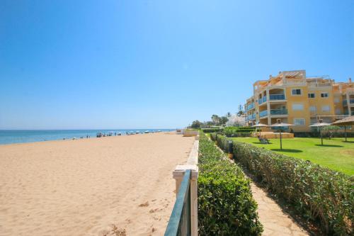 View, Residencial Marina Azul primera linea by CARLOSFERIEN in Les Marines Beach