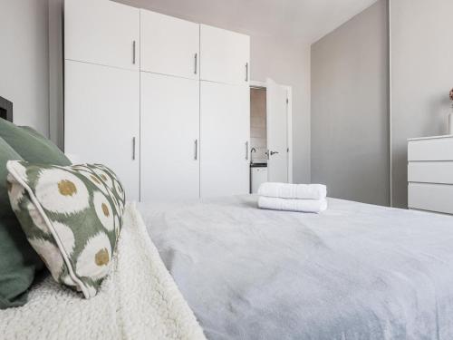 Fantastico apartamento en el centro - image 2