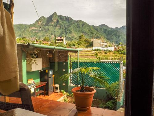 Tuvākā izklaides vieta, Casa Andres in San Juan La Laguna