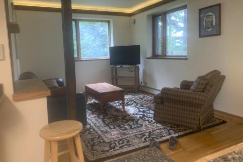 Forest Hideaway, Girdwood (zdjęcie 2)