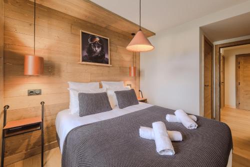 3 bedrooms, 5 beds