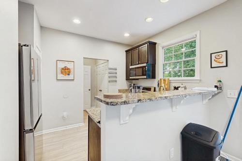 The Buzzing Blue Nest in Vine City